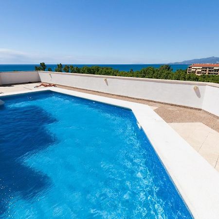 Uhc Aiguadolc Family Apartments Cambrils Exterior photo